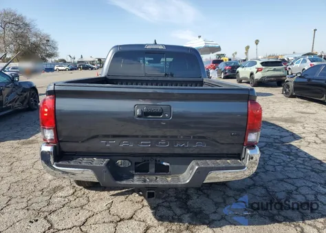 2023 Toyota Tacoma Double Cab z USA, uszkodzony, nr VIN 3TMBZ5DN1PM037583